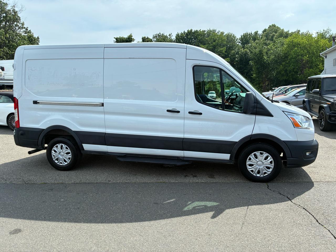 Ford Transit 250 Van Med. Roof w/Sliding Pass. 130-in. WB 2020