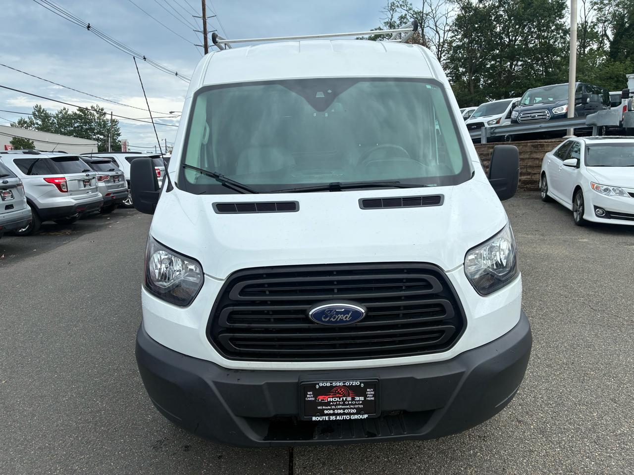 Ford Transit 250 Van Med. Roof w/Sliding Pass. 148-in. WB 2019