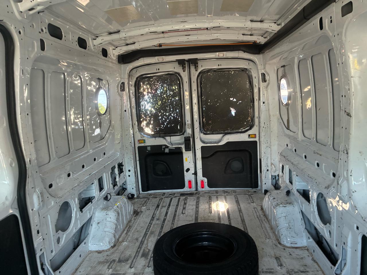 Ford Transit 250 Van Med. Roof w/Sliding Pass. 148-in. WB 2019