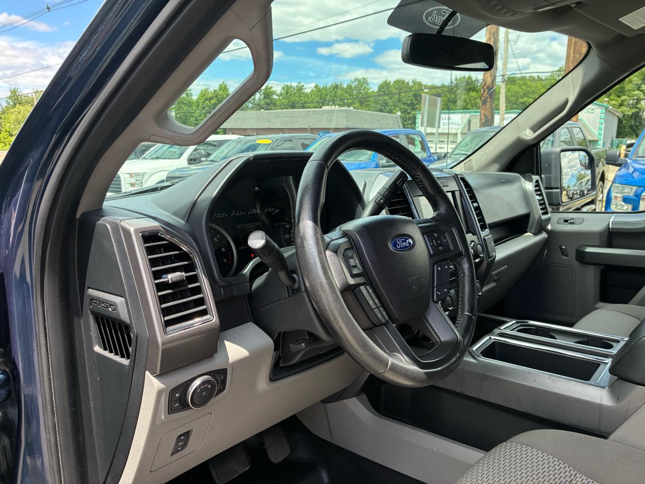 Ford F-150 XLT SuperCrew 6.5-ft. Bed 4WD 2017
