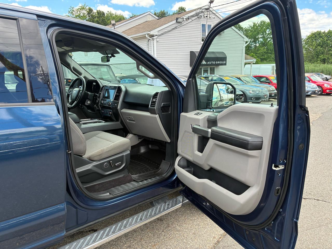 Ford F-150 XLT SuperCrew 6.5-ft. Bed 4WD 2017