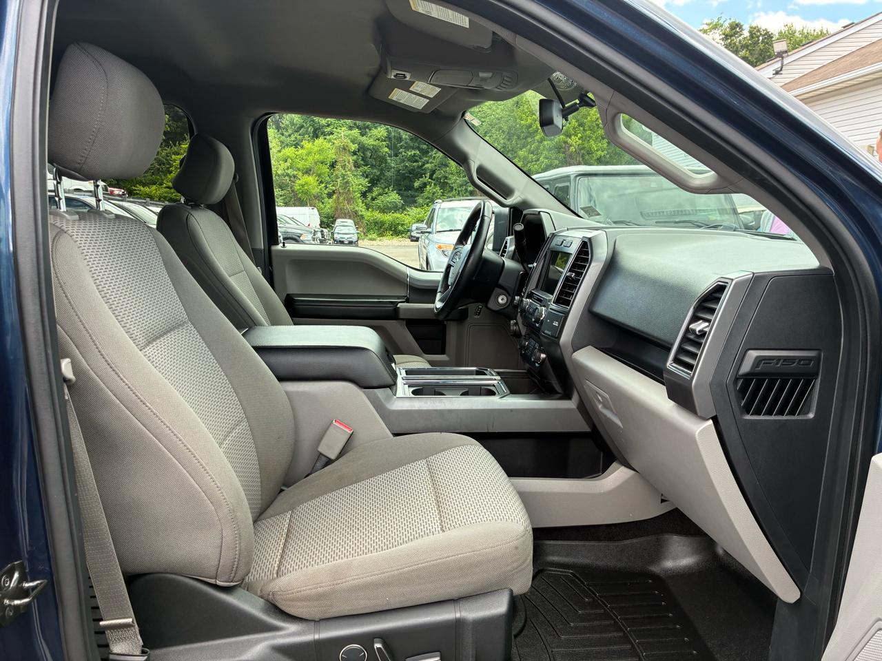 Ford F-150 XLT SuperCrew 6.5-ft. Bed 4WD 2017
