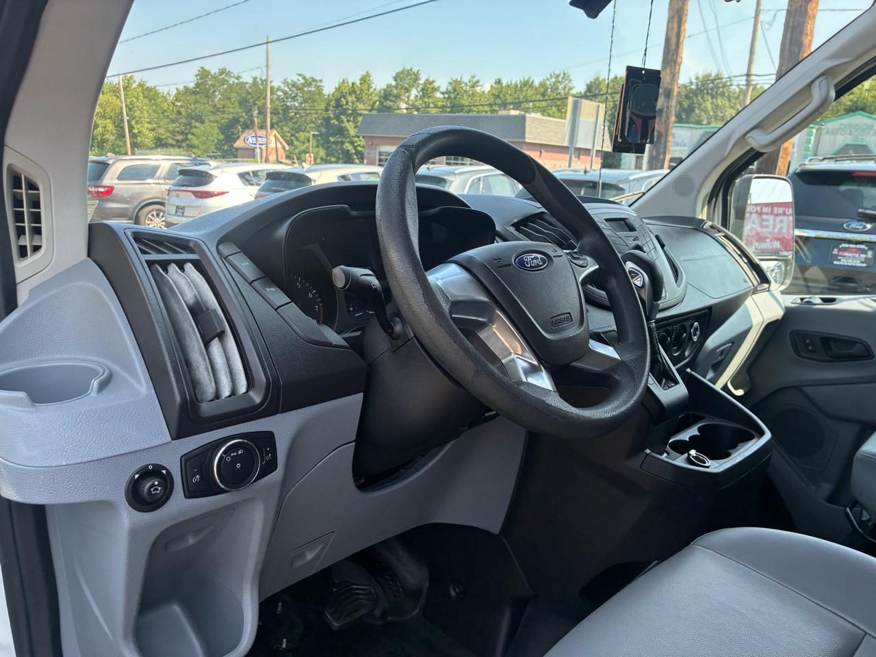 Ford Transit 350 Van Low Roof 60/40 Pass. 130-in. WB 2019