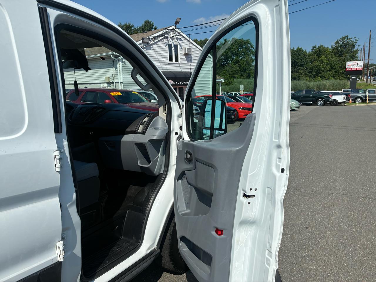 Ford Transit 350 Van Low Roof 60/40 Pass. 130-in. WB 2019