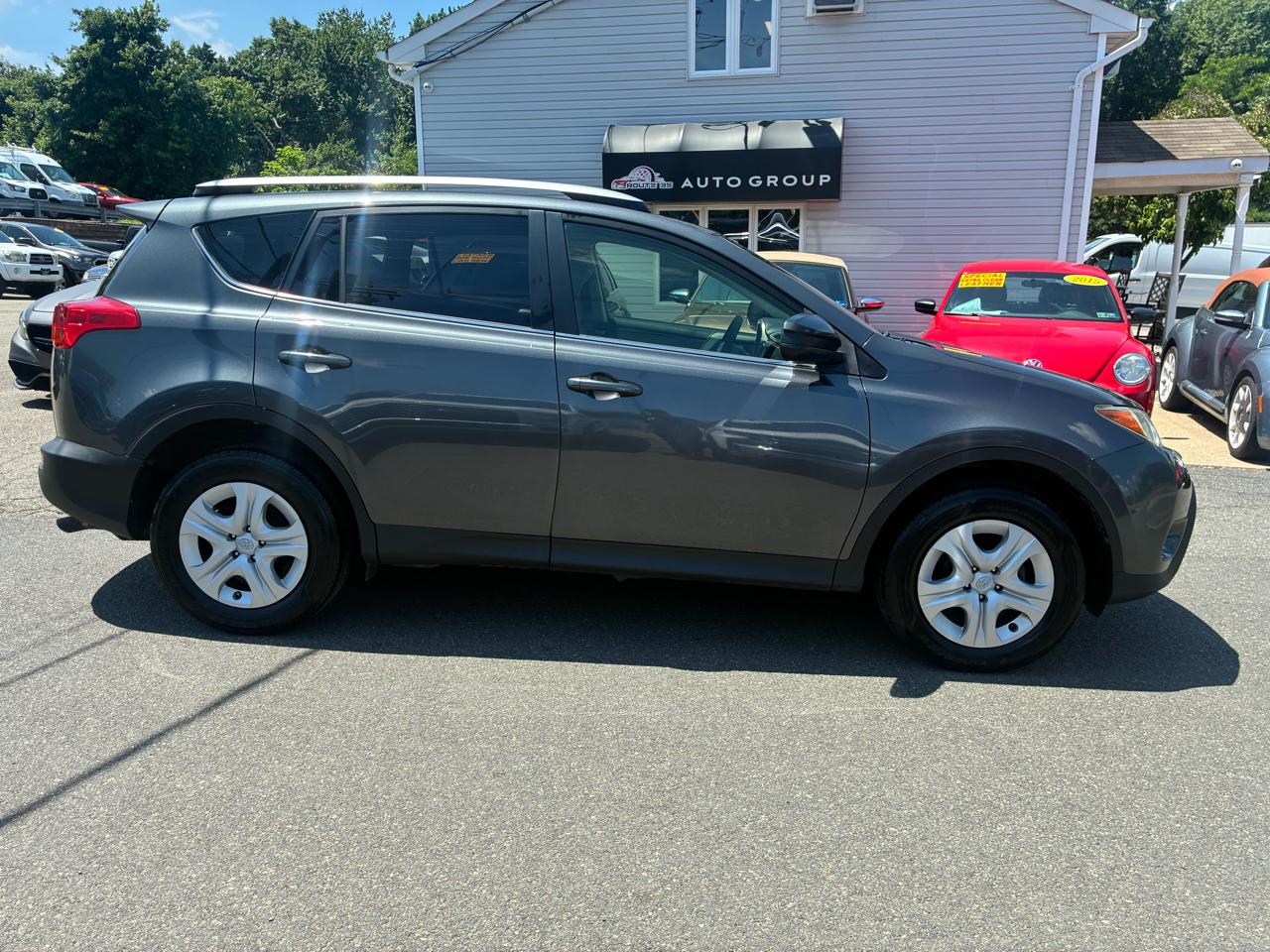 Toyota RAV4 LE AWD 2015