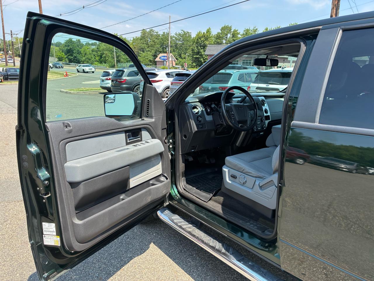 Ford F-150 XLT SuperCrew 6.5-ft. Bed 4WD 2013