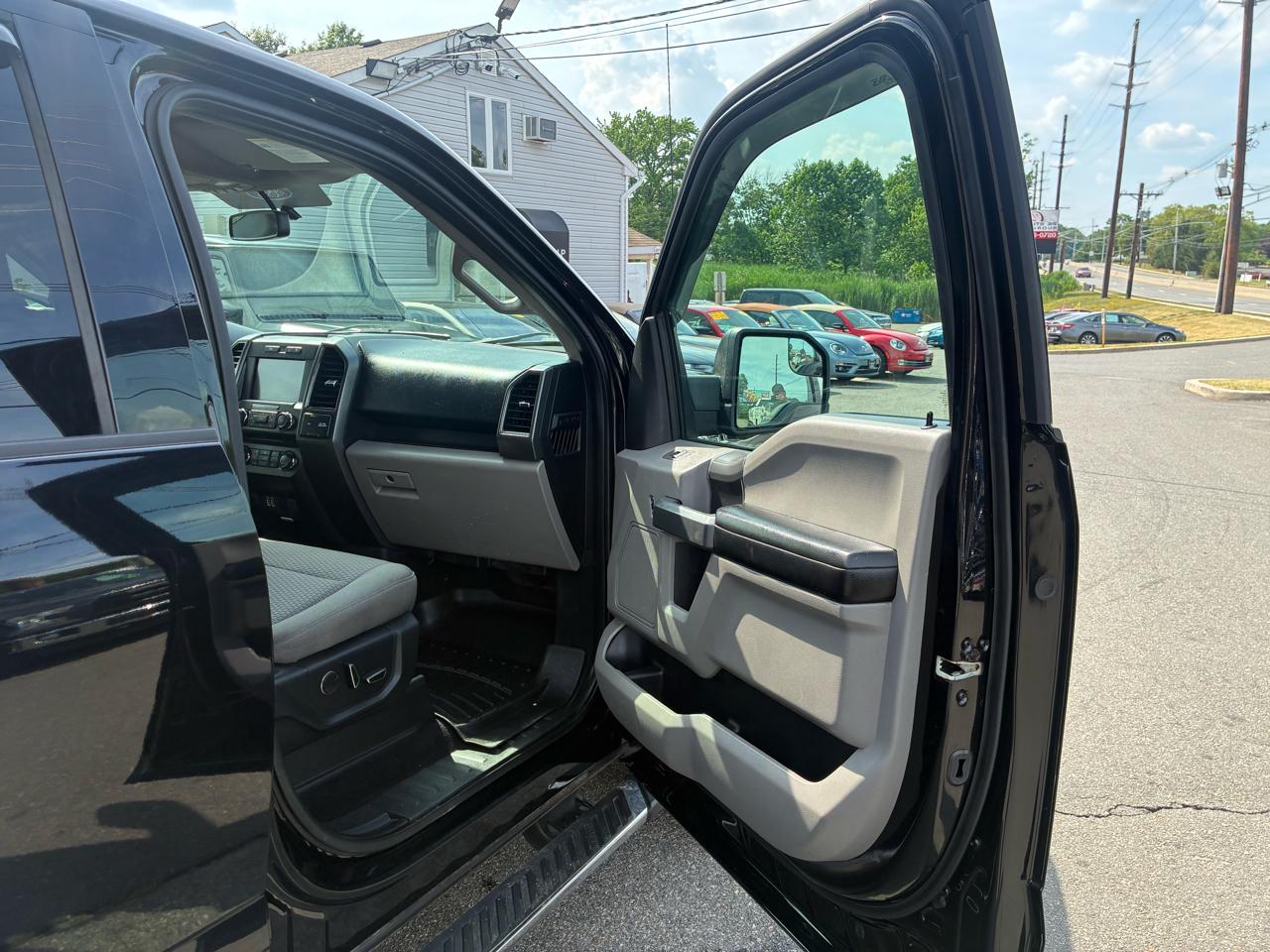 Ford F-150 XLT SuperCrew 5.5-ft. Bed 4WD 2018