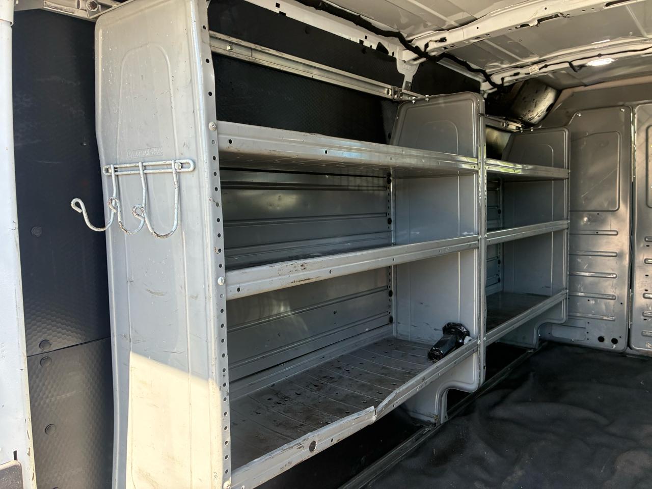 Ford Transit 250 Van Low Roof 60/40 Pass.130-in. WB 2019