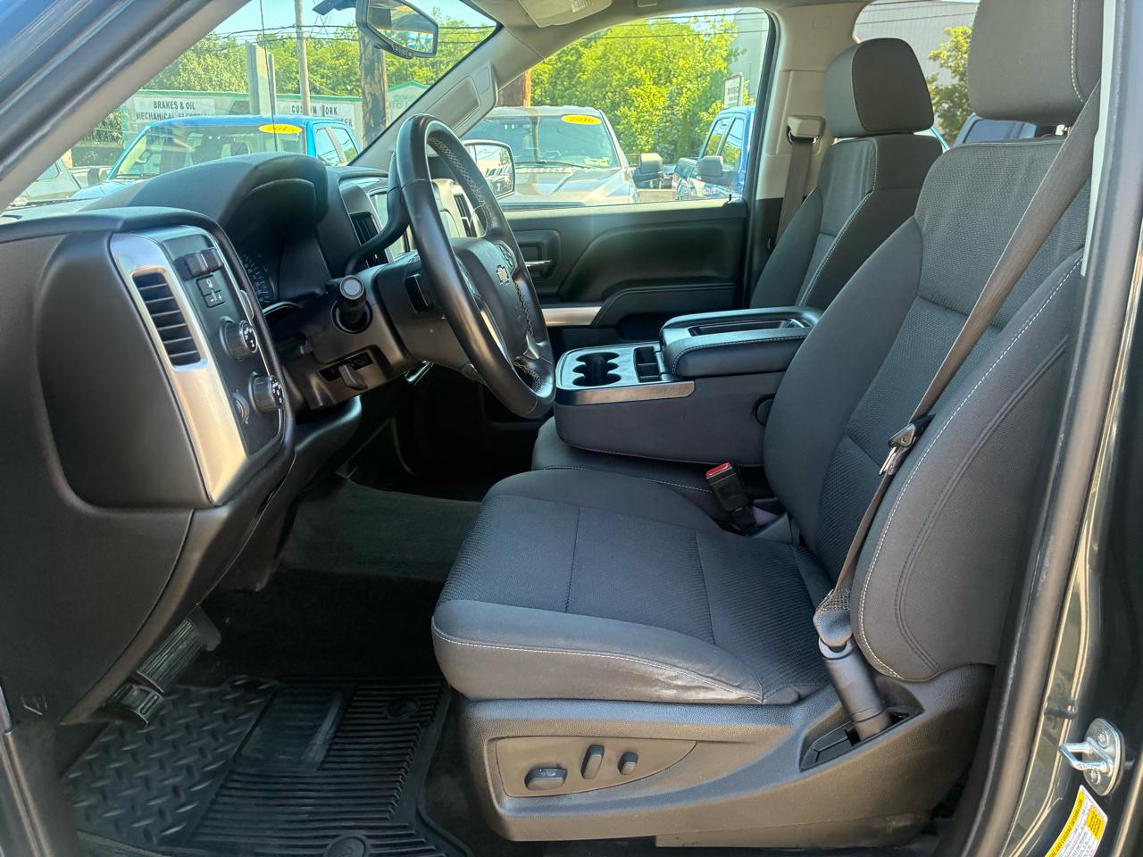 Chevrolet Silverado 1500 LT Double Cab 4WD 2017