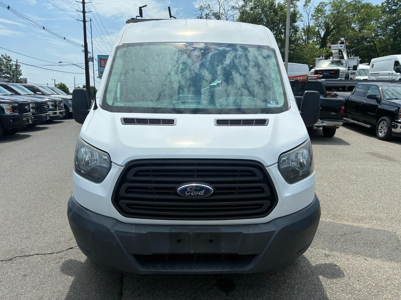 Ford Transit 250 Van Med. Roof w/Sliding Pass. 148-in. WB 2017