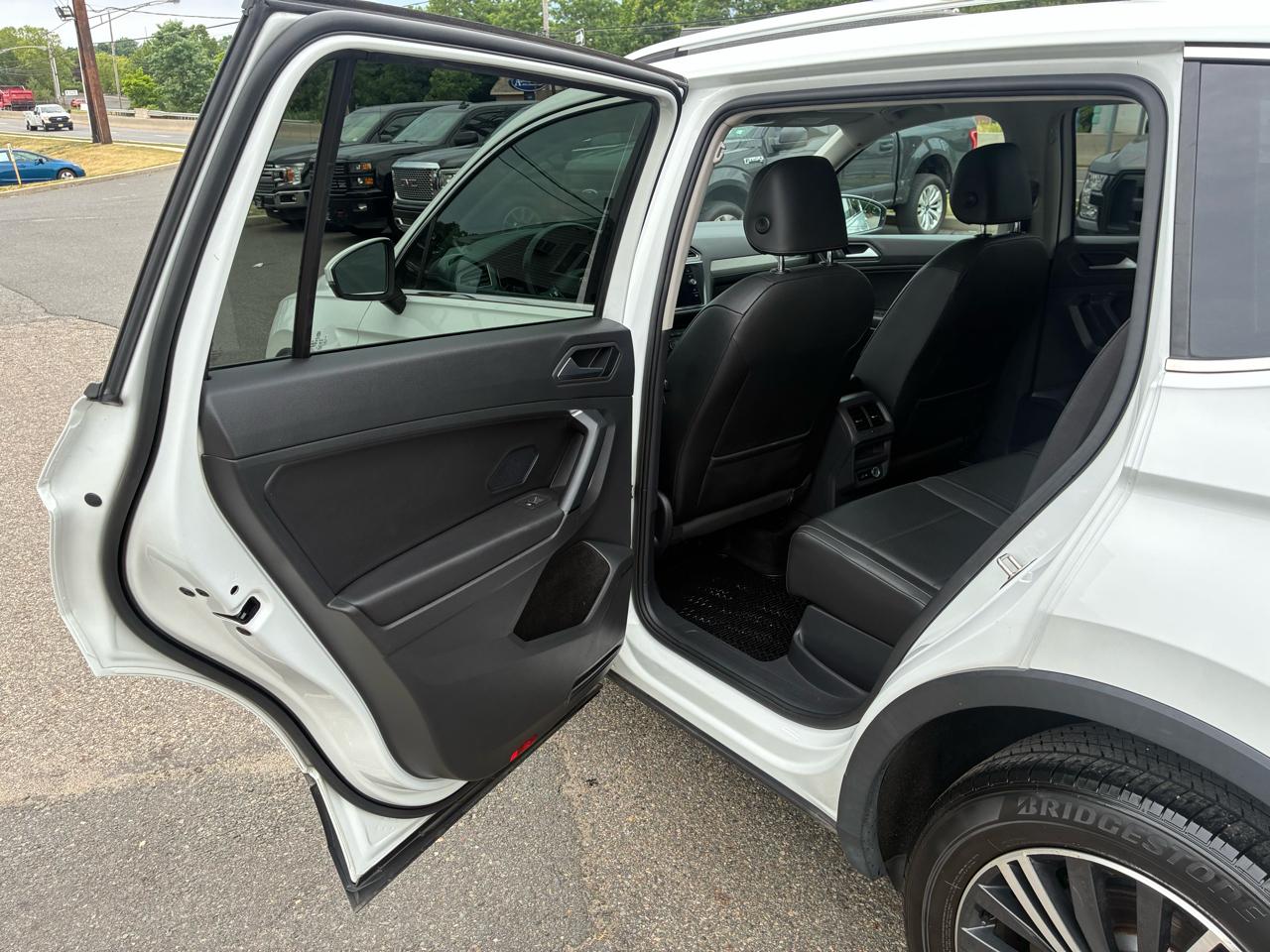Volkswagen Tiguan SEL 4Motion AWD 2019