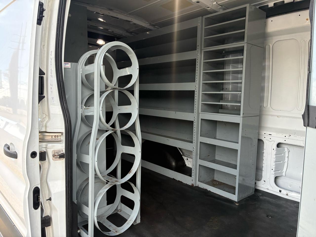 Ford Transit 350 Van Med. Roof w/Sliding Pass. 148-in. WB 2018