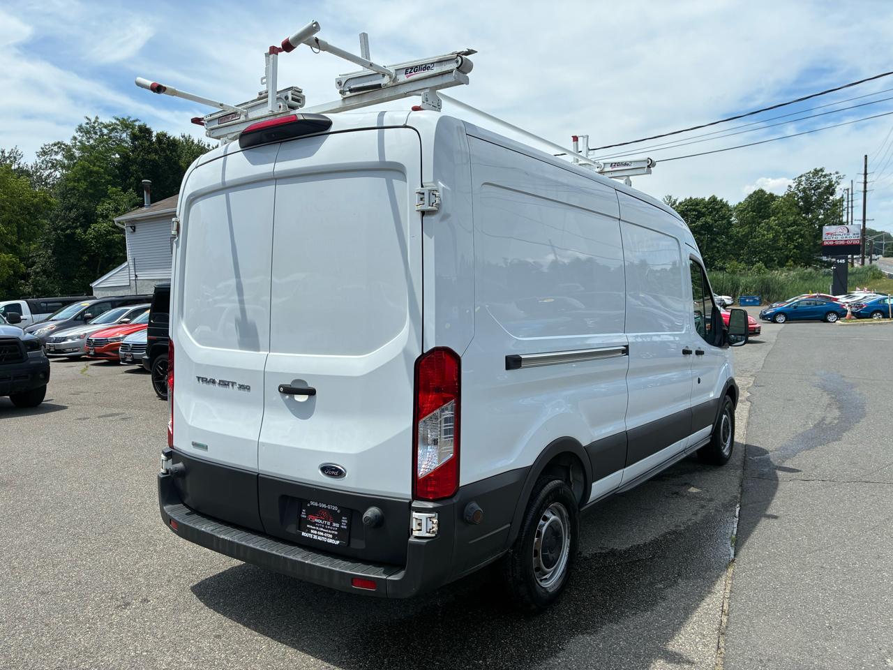Ford Transit 350 Van Med. Roof w/Sliding Pass. 148-in. WB 2018