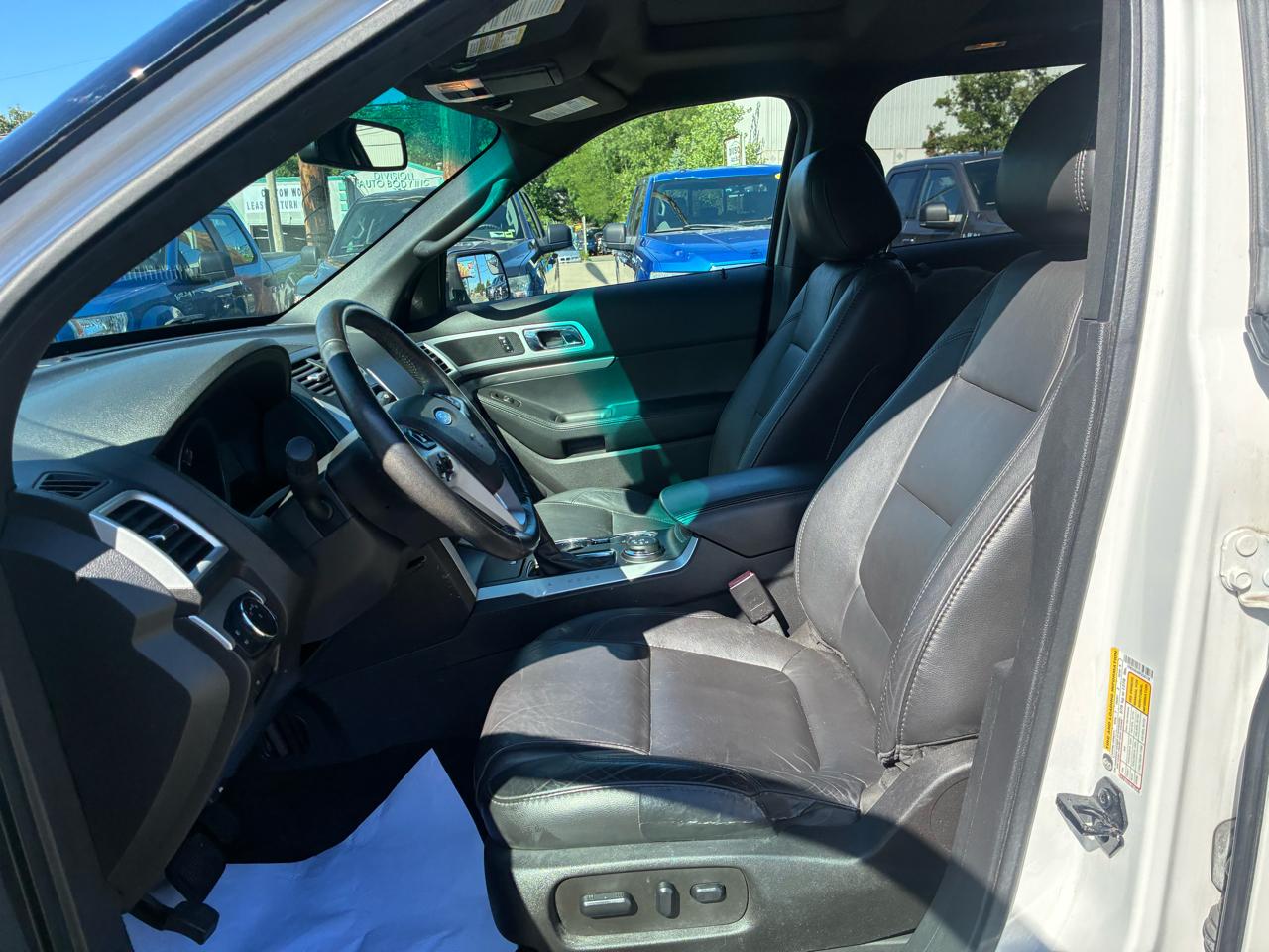 Ford Explorer XLT 4WD 2015