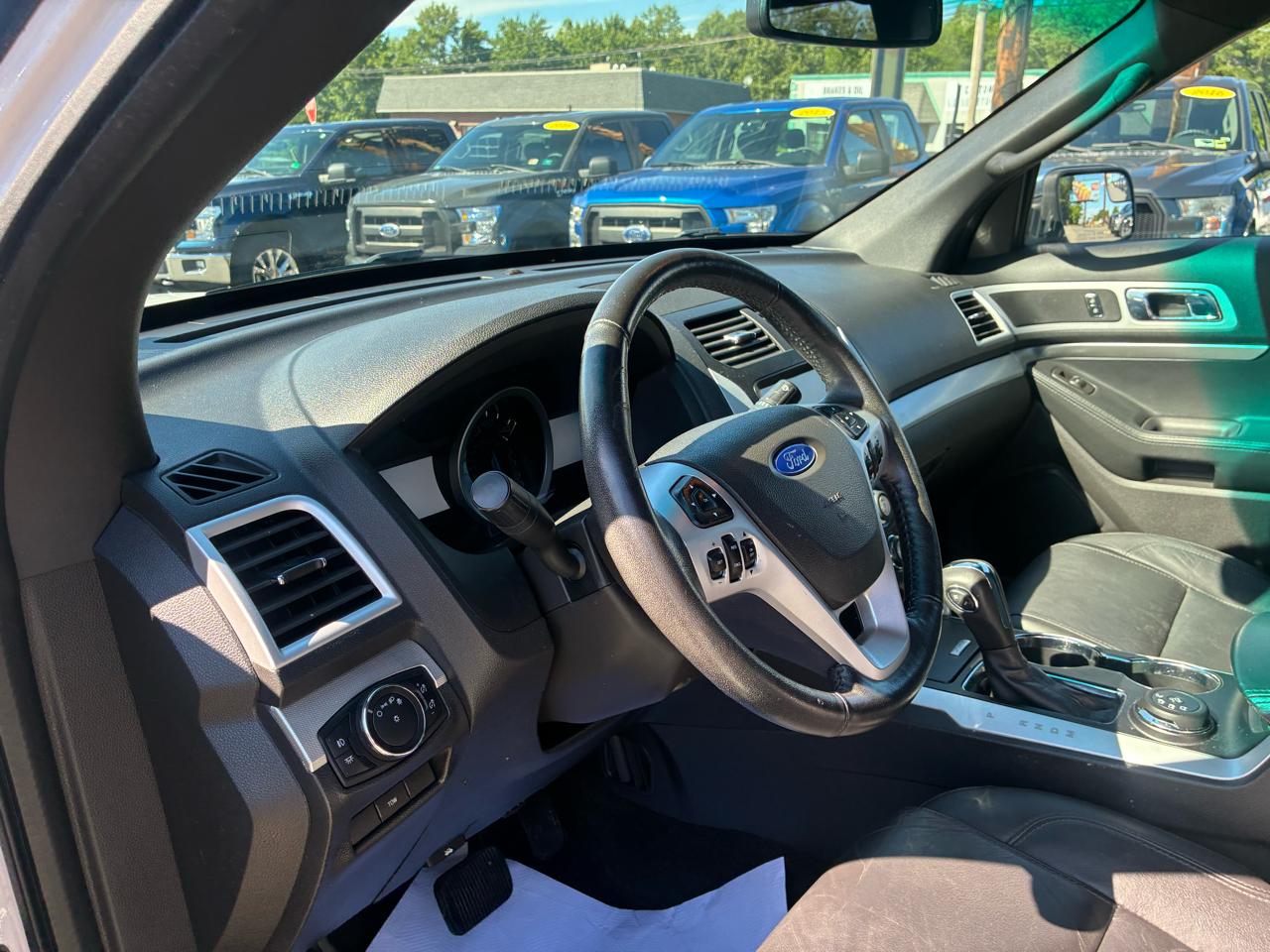 Ford Explorer XLT 4WD 2015