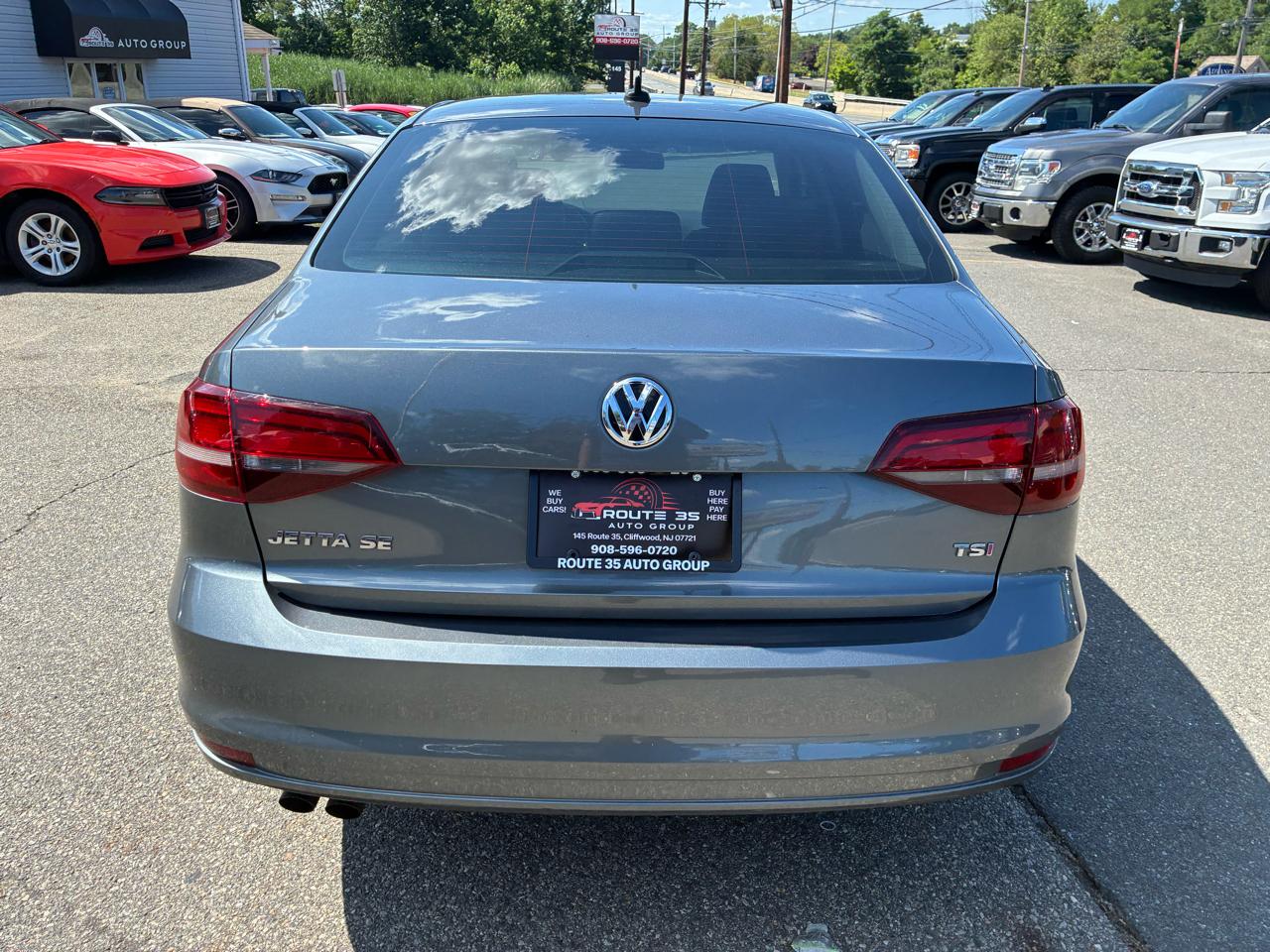 Volkswagen Jetta 1.4T SE 6A 2017