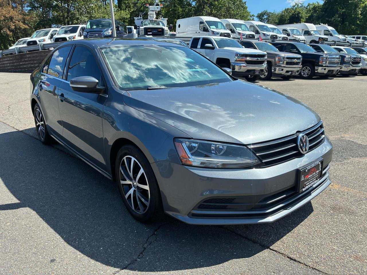 Volkswagen Jetta 1.4T SE 6A 2017