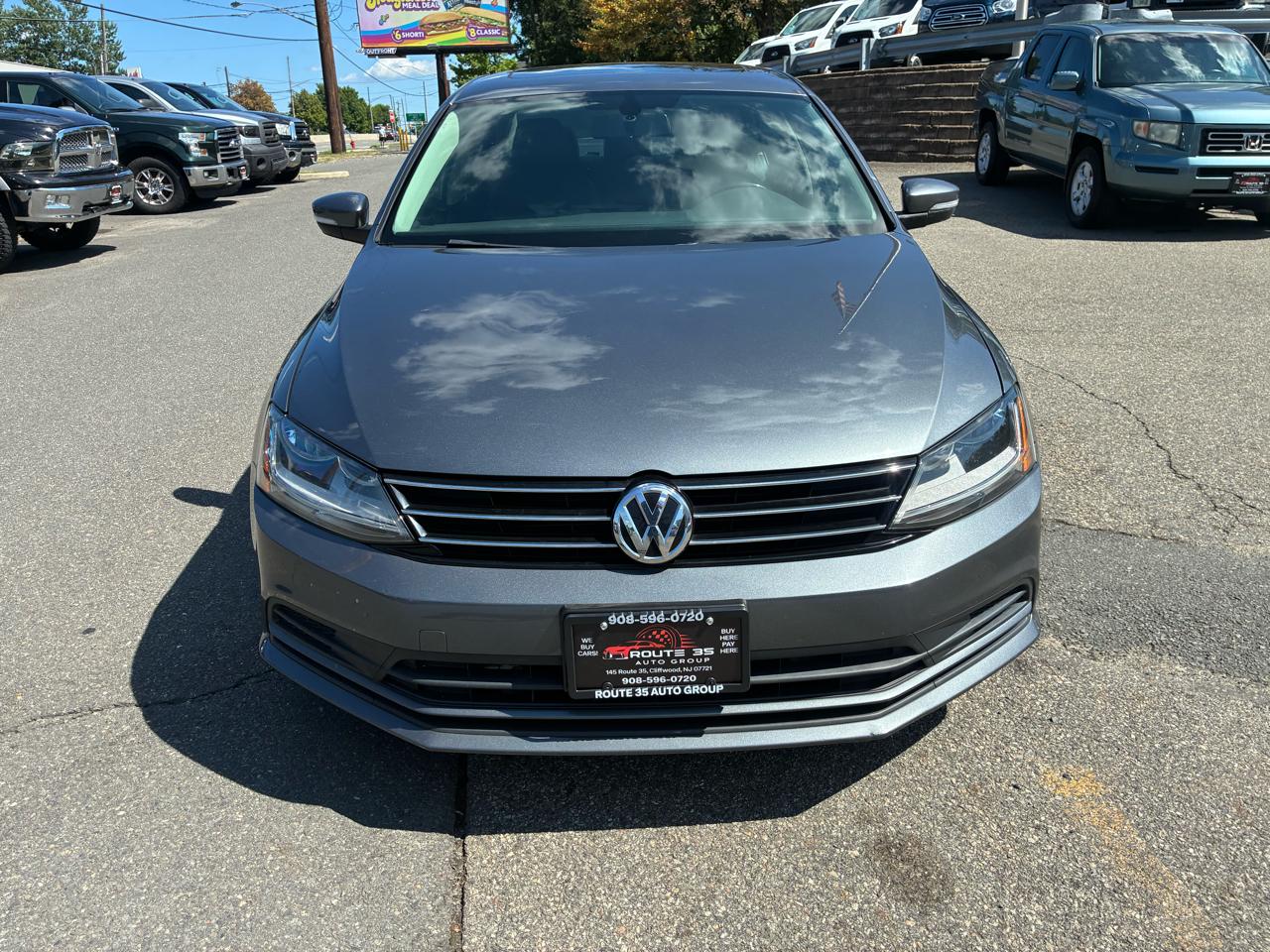Volkswagen Jetta 1.4T SE 6A 2017