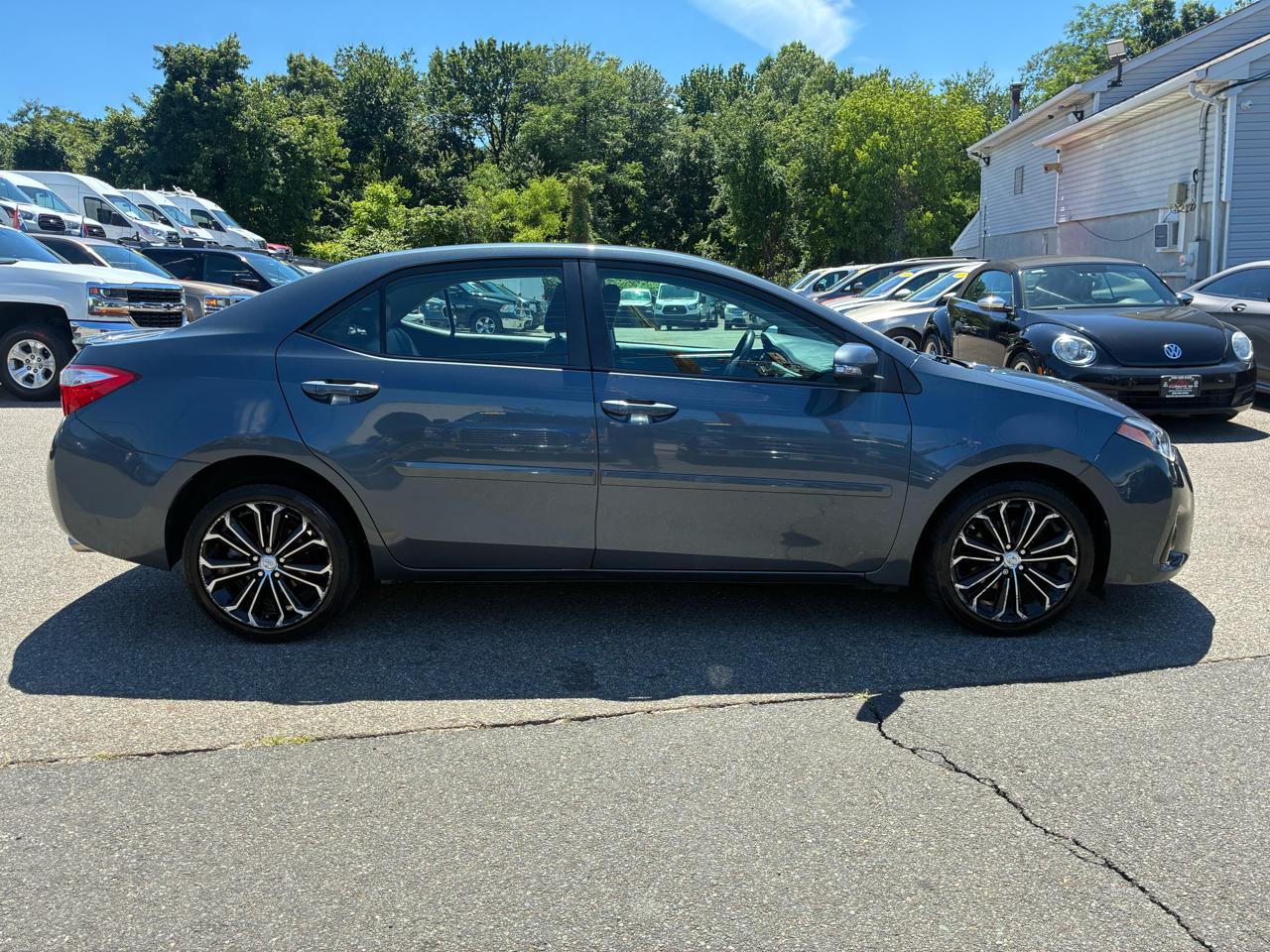 Toyota Corolla S Premium CVT 2014