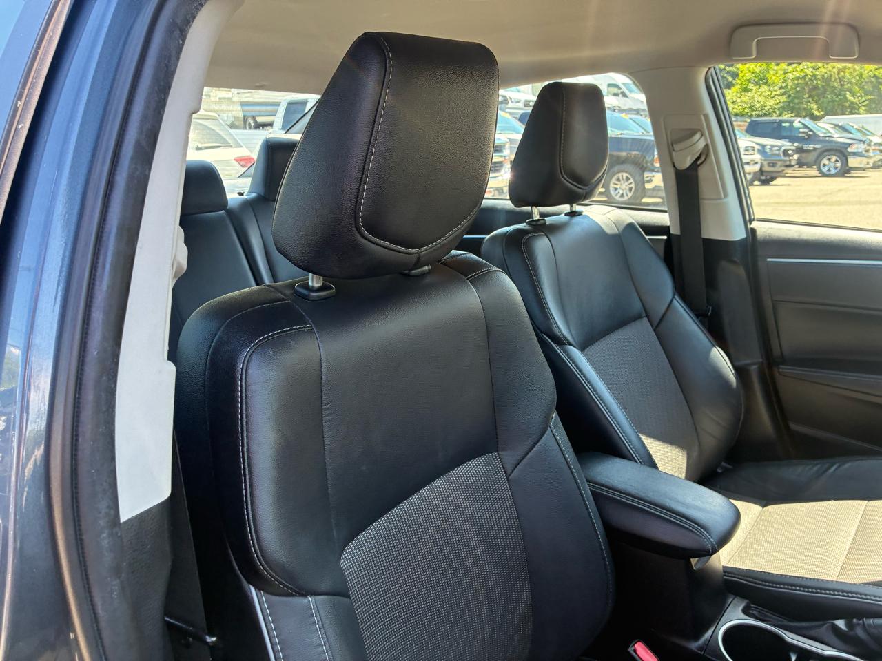 Toyota Corolla S Premium CVT 2014