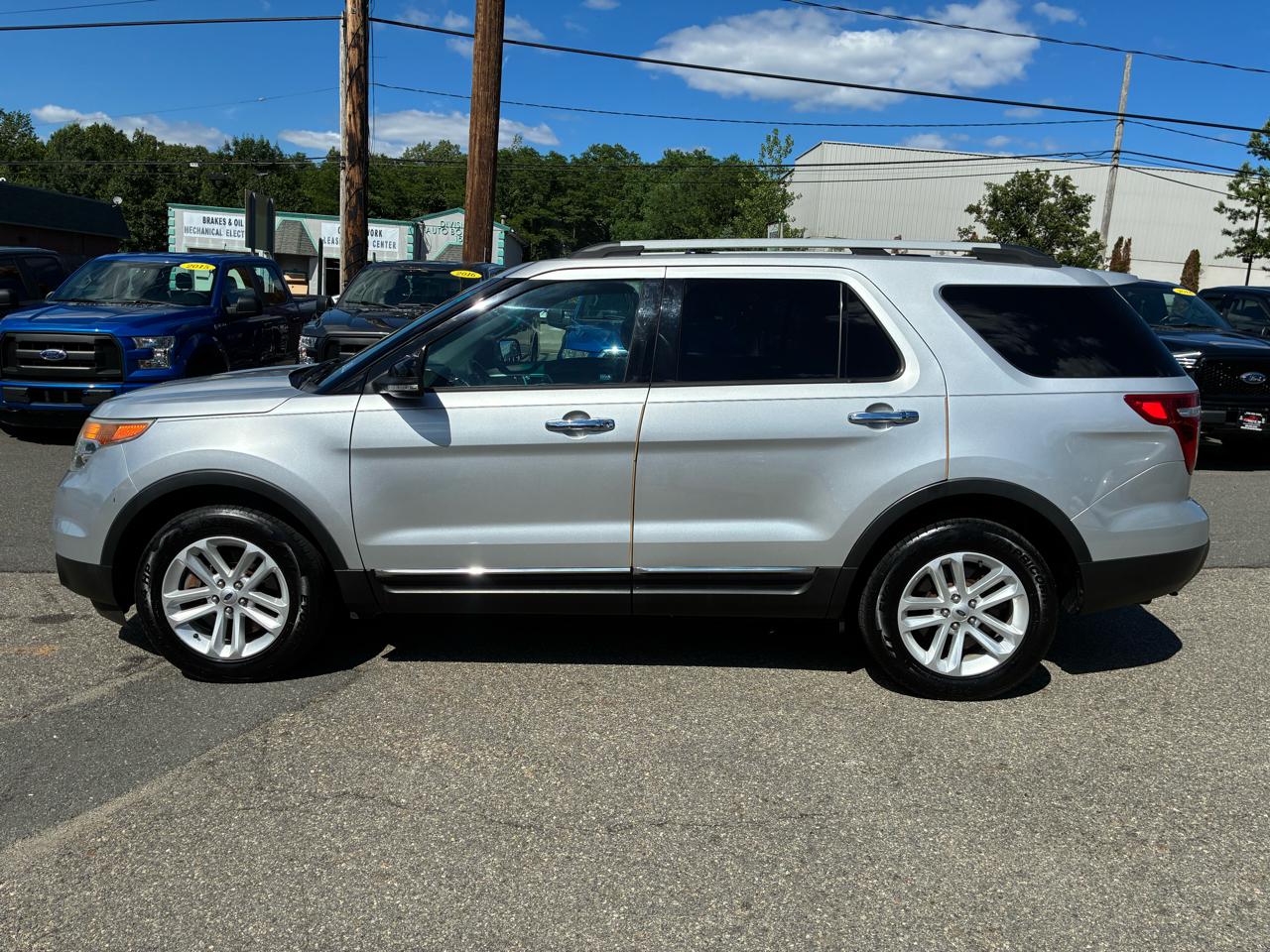 Ford Explorer XLT 4WD 2015