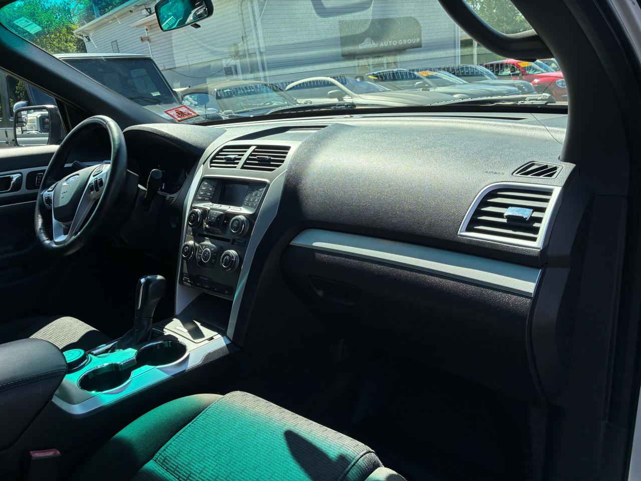 Ford Explorer XLT 4WD 2015