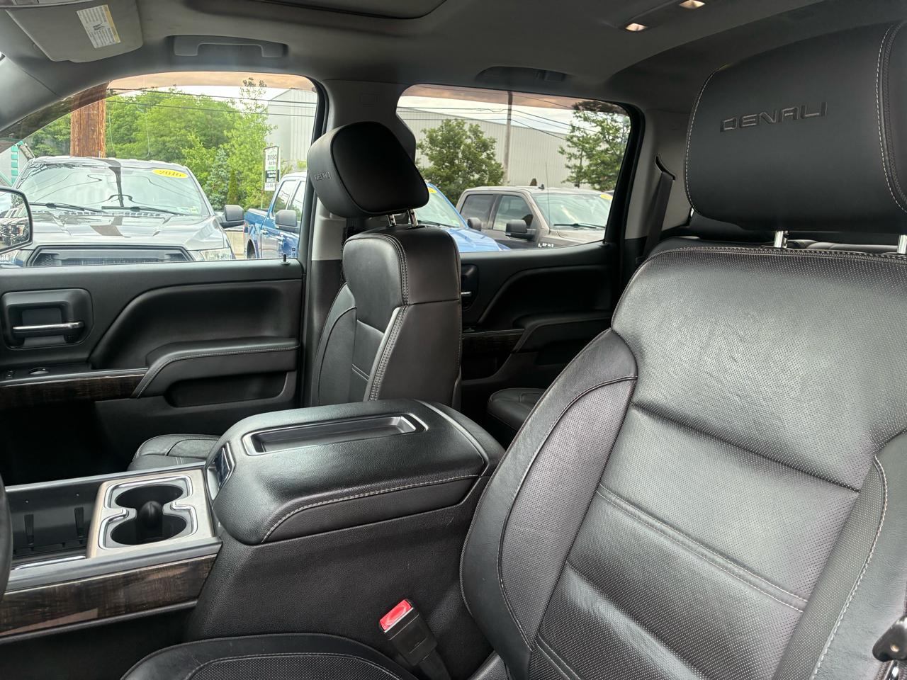 GMC Sierra 1500 Denali Crew Cab Short Box 4WD 2015