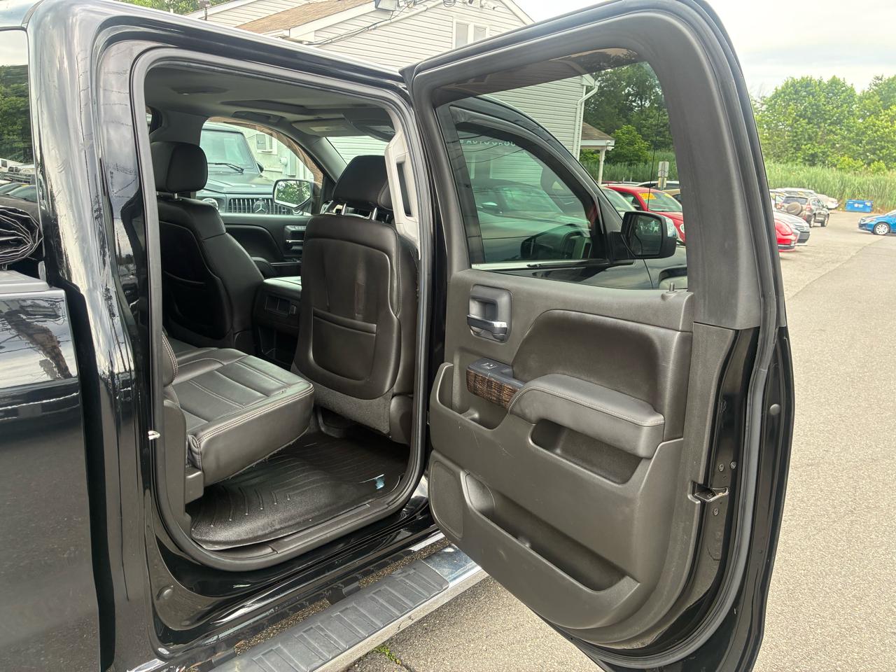 GMC Sierra 1500 Denali Crew Cab Short Box 4WD 2015