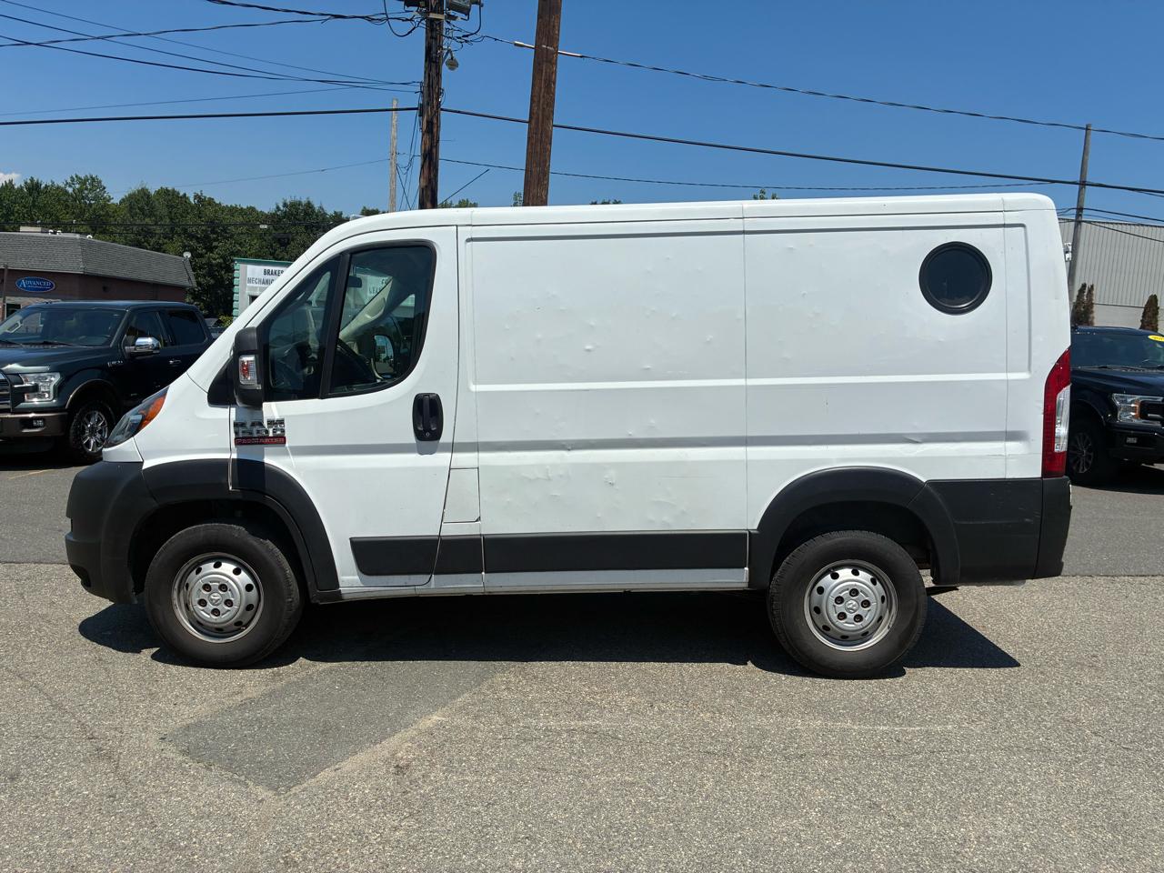 RAM Promaster 1500 Low Roof 118-in. WB 2021