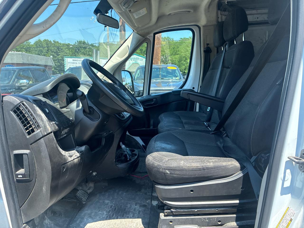 RAM Promaster 1500 Low Roof 118-in. WB 2021