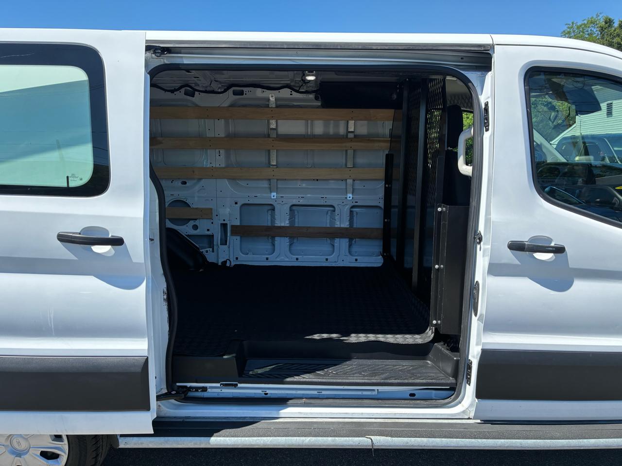 Ford Transit 250 Van 2024