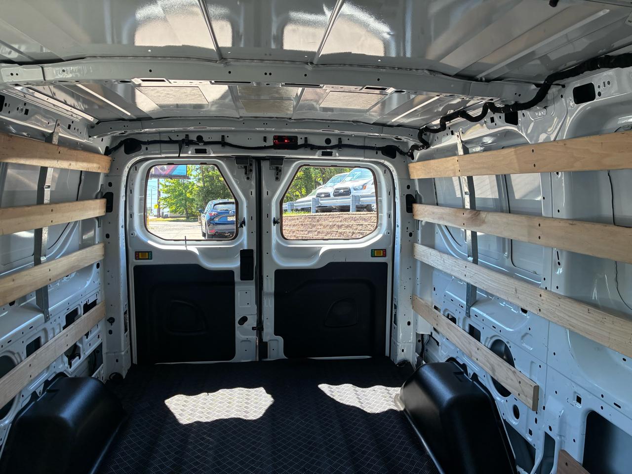 Ford Transit 250 Van 2024
