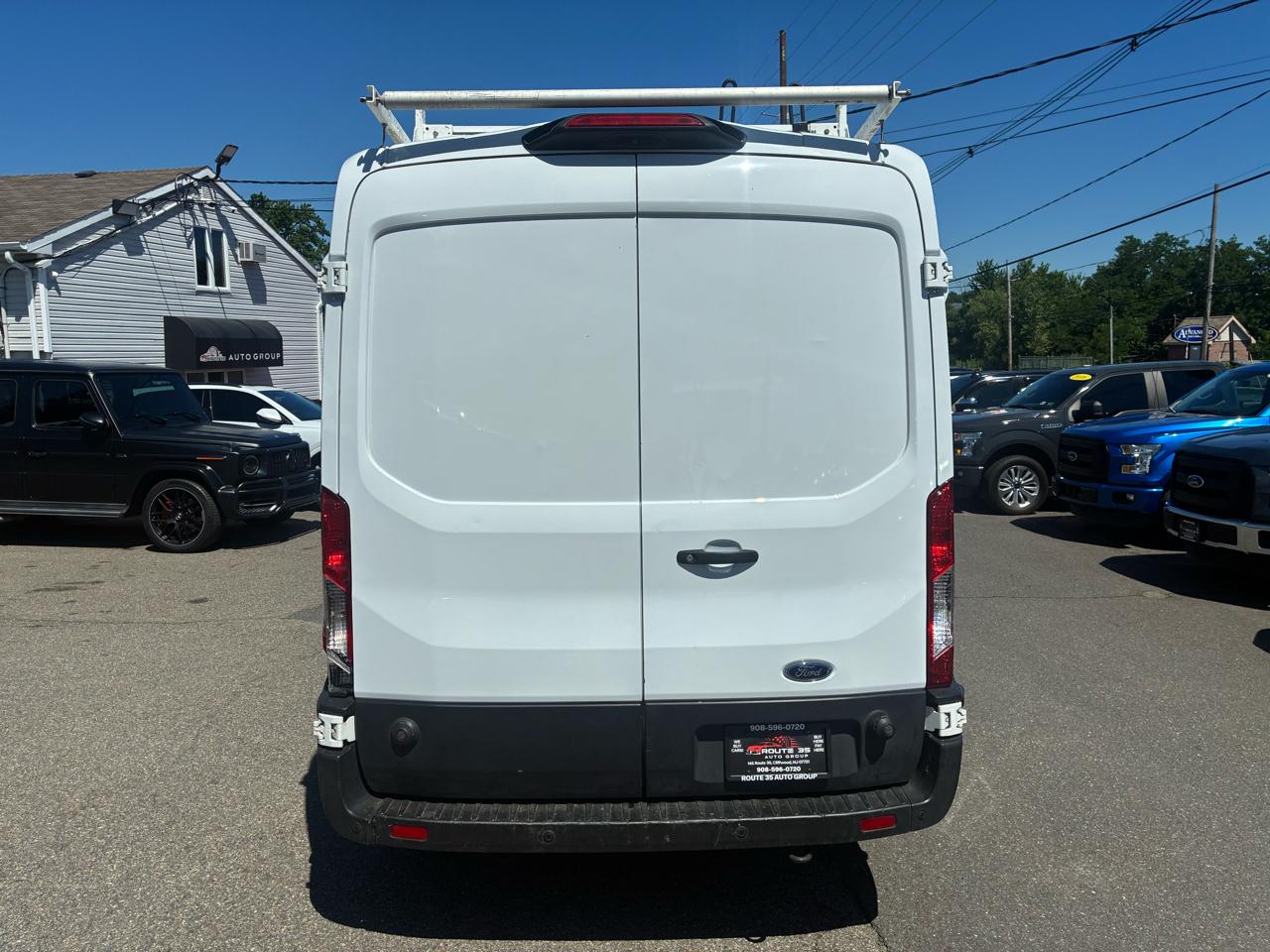 Ford Transit 250 Van Med. Roof w/Sliding Pass. 148-in. WB 2019