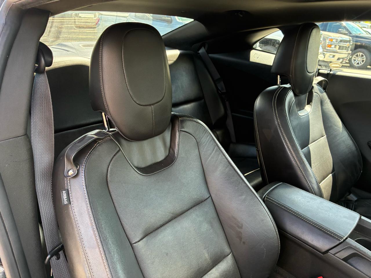Chevrolet Camaro Coupe 2LT 2012