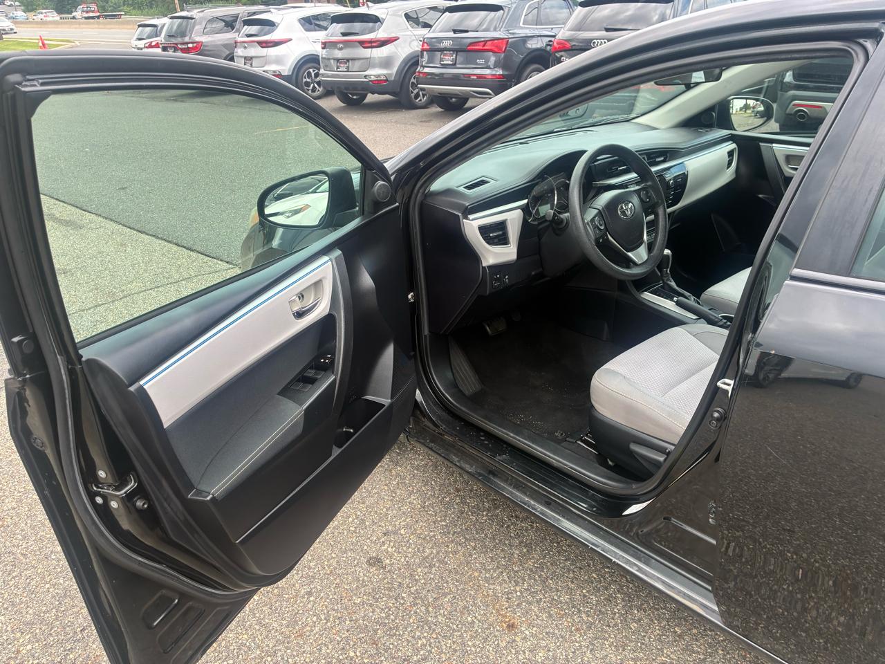 Toyota Corolla LE CVT 2015