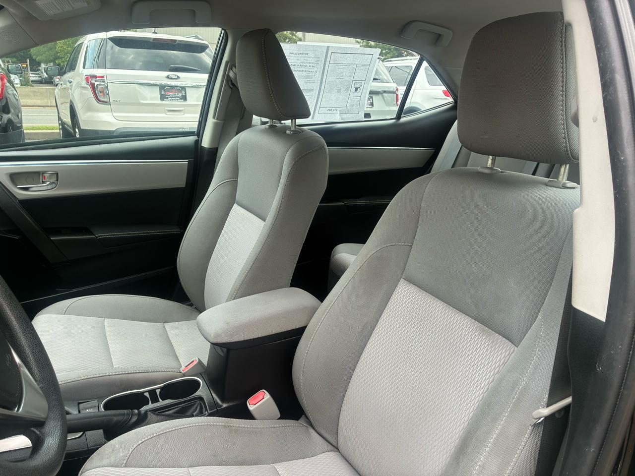 Toyota Corolla LE CVT 2015