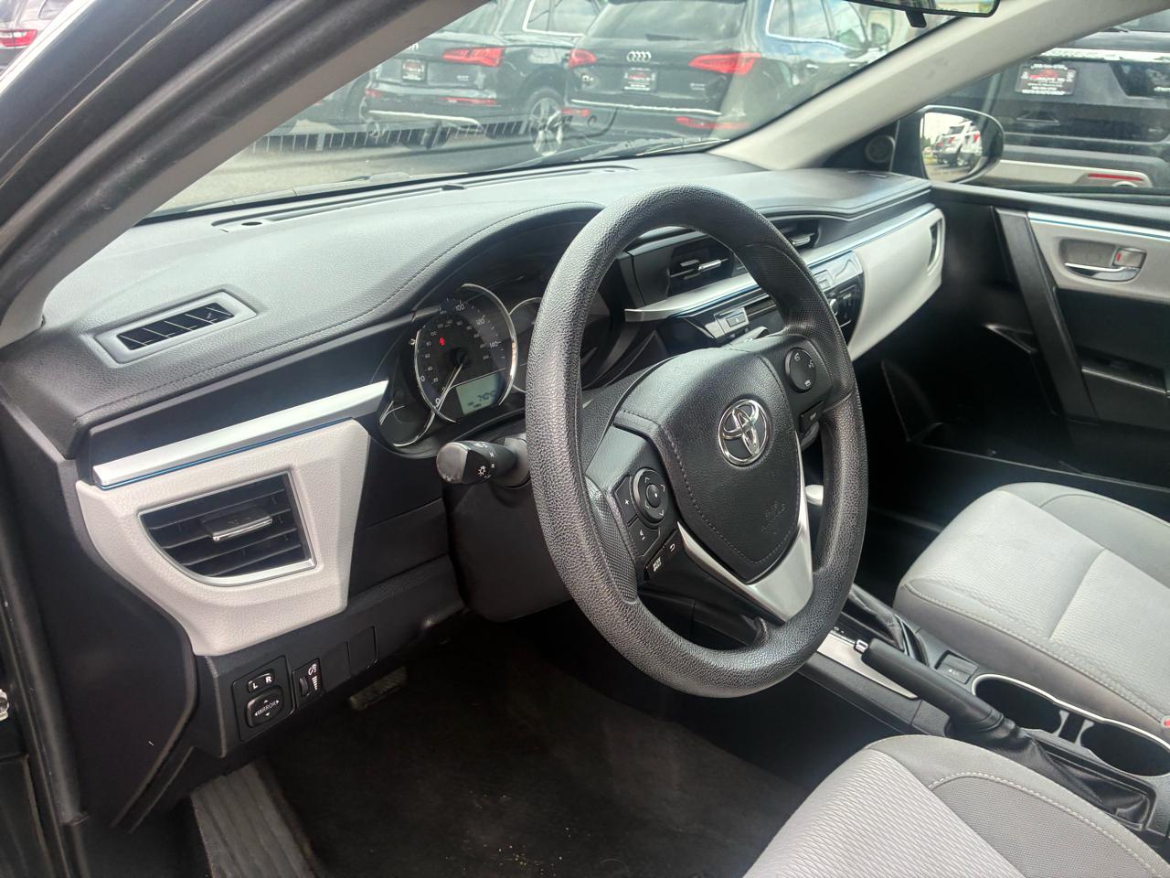 Toyota Corolla LE CVT 2015