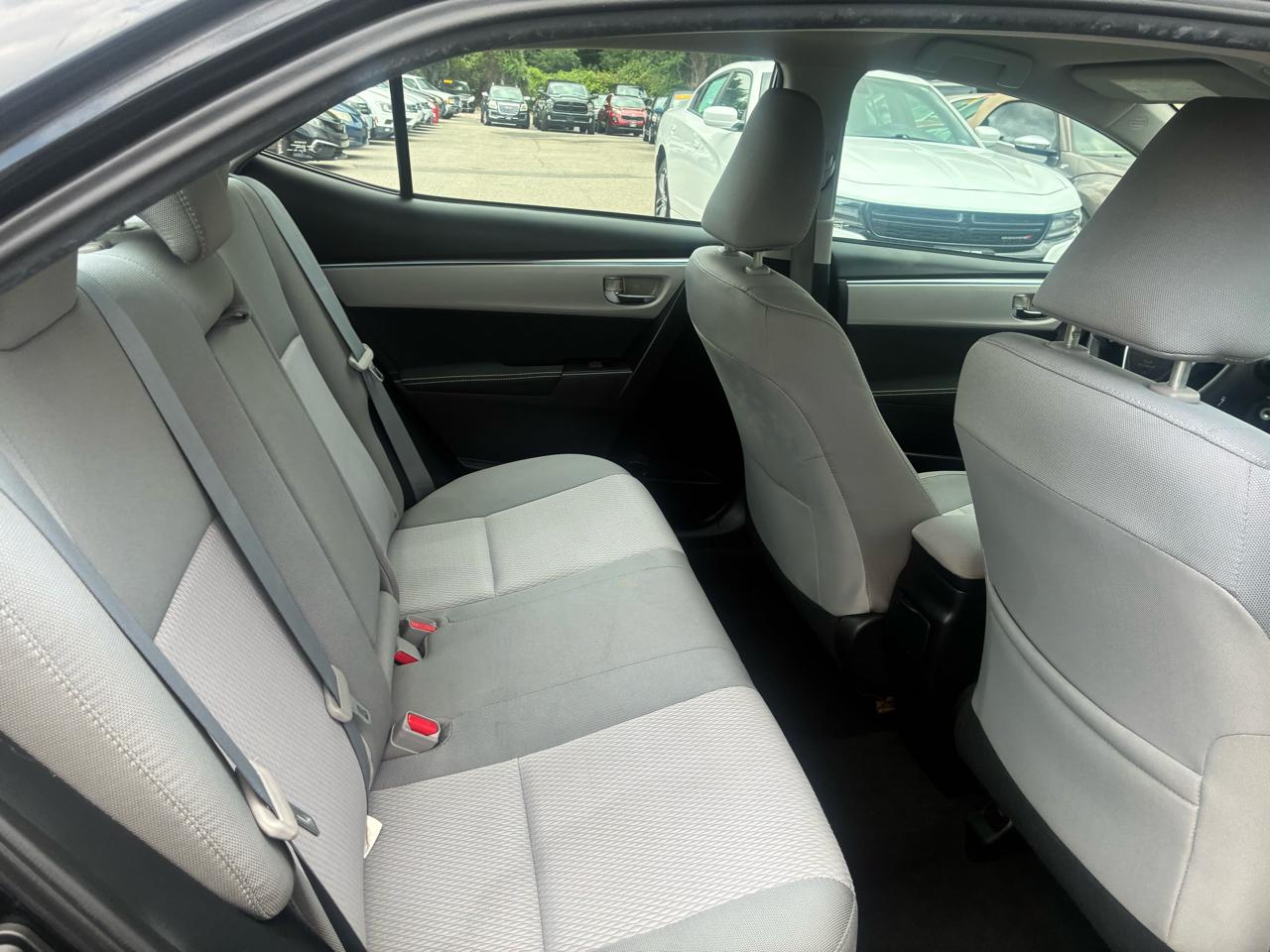 Toyota Corolla LE CVT 2015