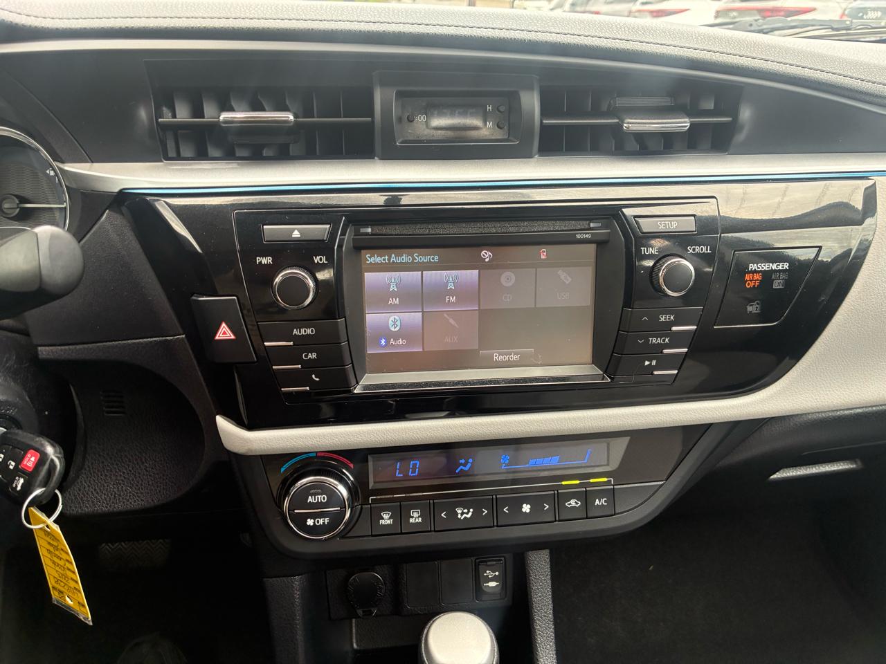 Toyota Corolla LE CVT 2015