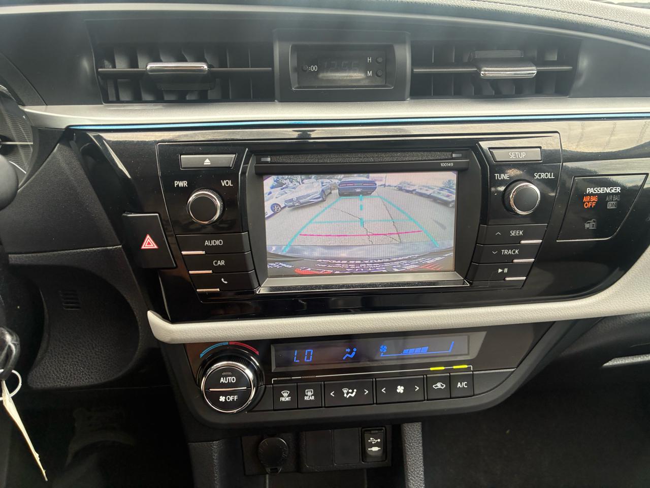 Toyota Corolla LE CVT 2015