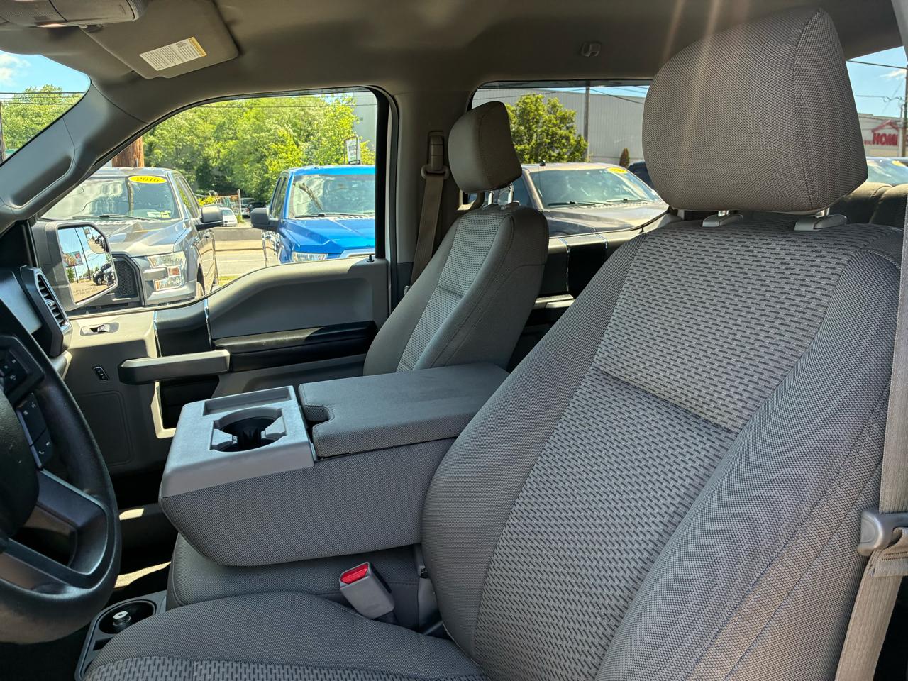 Ford F-150 XLT SuperCrew 6.5-ft. Bed 4WD 2015