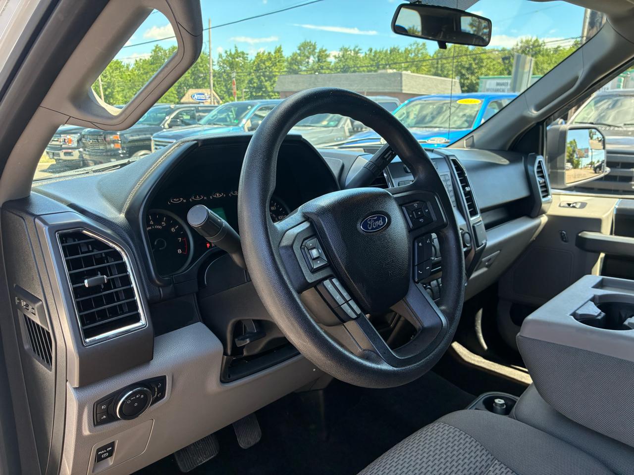 Ford F-150 XLT SuperCrew 6.5-ft. Bed 4WD 2015