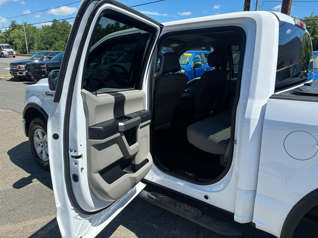 Ford F-150 XLT SuperCrew 6.5-ft. Bed 4WD 2015