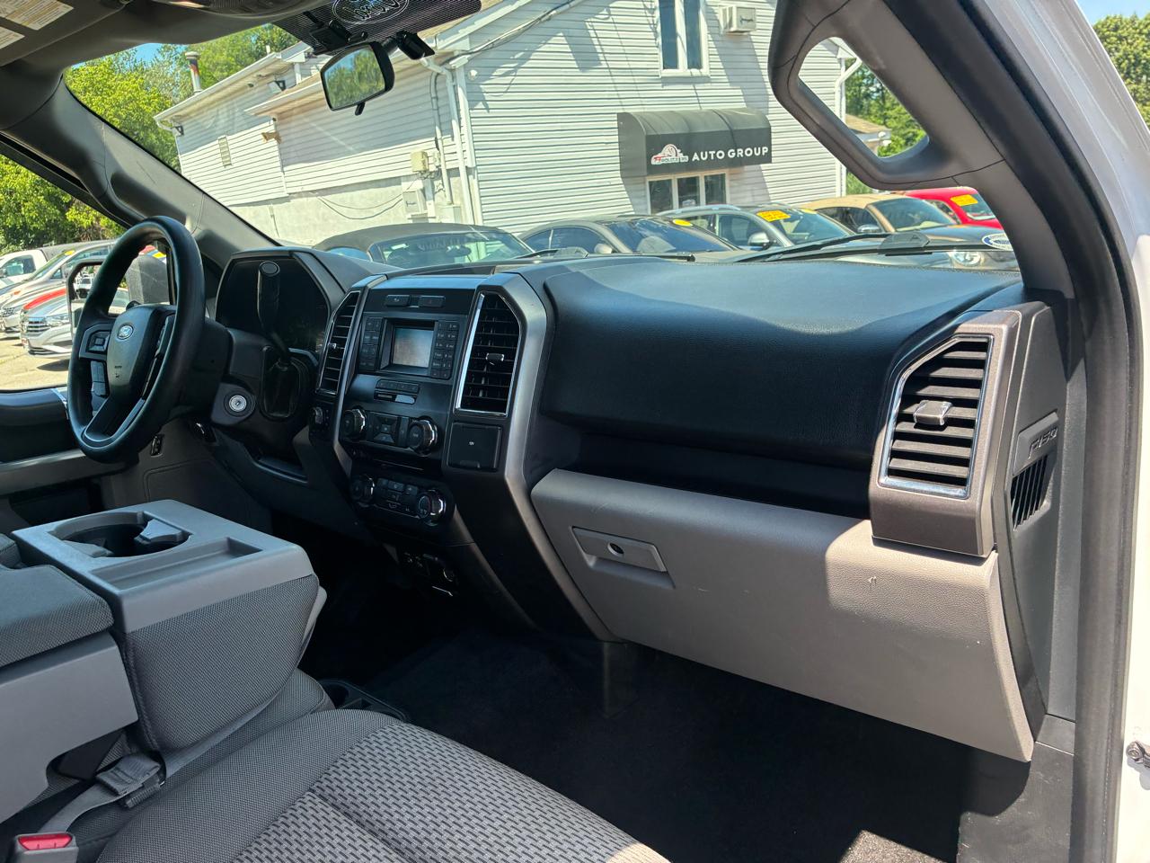 Ford F-150 XLT SuperCrew 6.5-ft. Bed 4WD 2015