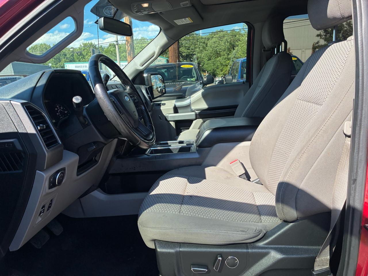 Ford F-150 XLT SuperCrew 5.5-ft. Bed 4WD 2018