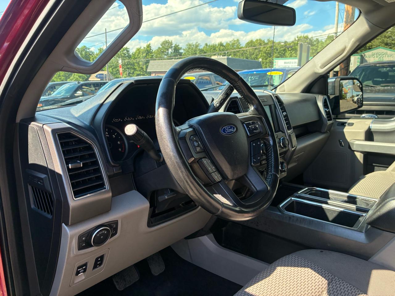 Ford F-150 XLT SuperCrew 5.5-ft. Bed 4WD 2018