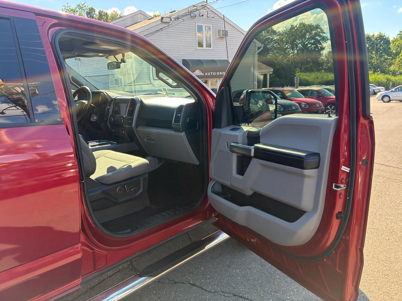 Ford F-150 XLT SuperCrew 5.5-ft. Bed 4WD 2018
