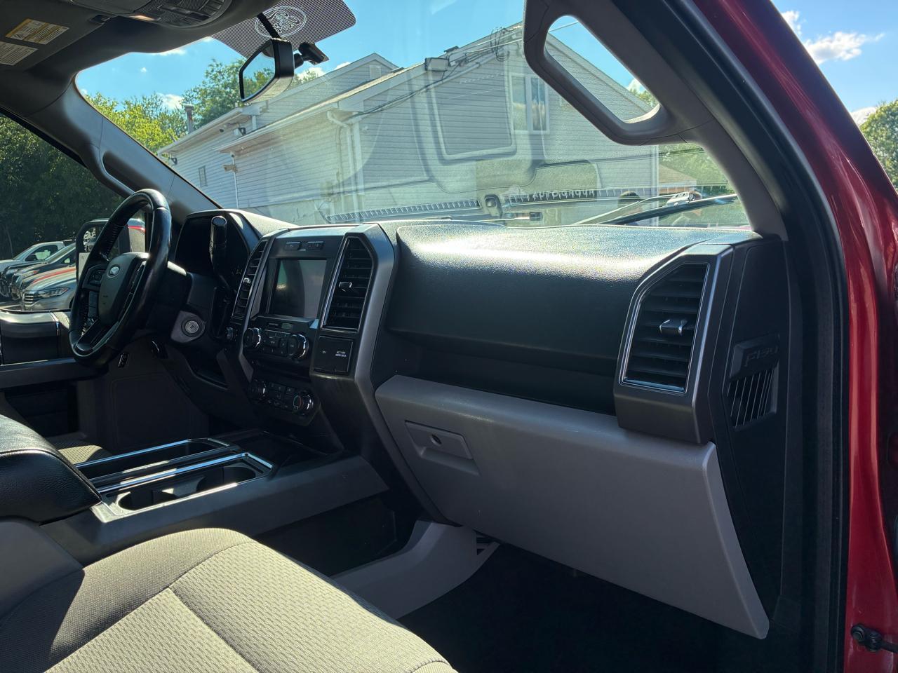 Ford F-150 XLT SuperCrew 5.5-ft. Bed 4WD 2018