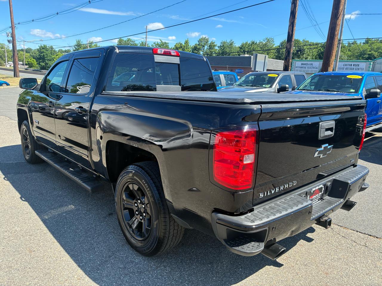Chevrolet Silverado 1500 LTZ Z71 Crew Cab 4WD 2015
