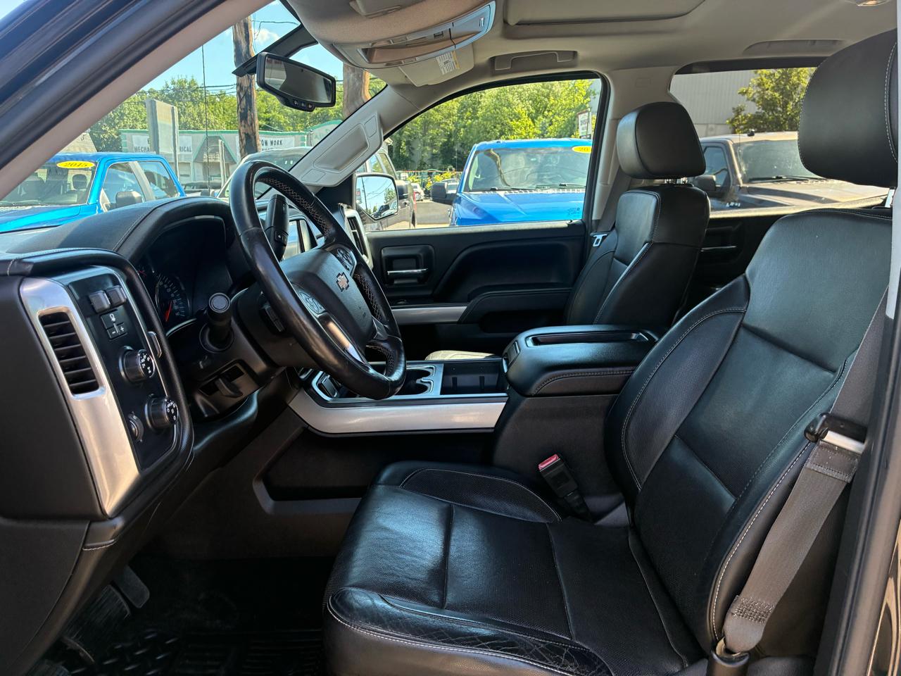 Chevrolet Silverado 1500 LTZ Z71 Crew Cab 4WD 2015